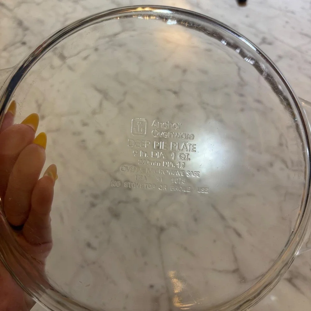 Anchor Hocking Glass Deep Pie Plate 9 Inch 1 Qt Clear Ovenware with Handles 1075